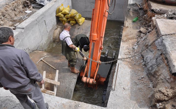 Büyük Kanal’da temizlik zamanı