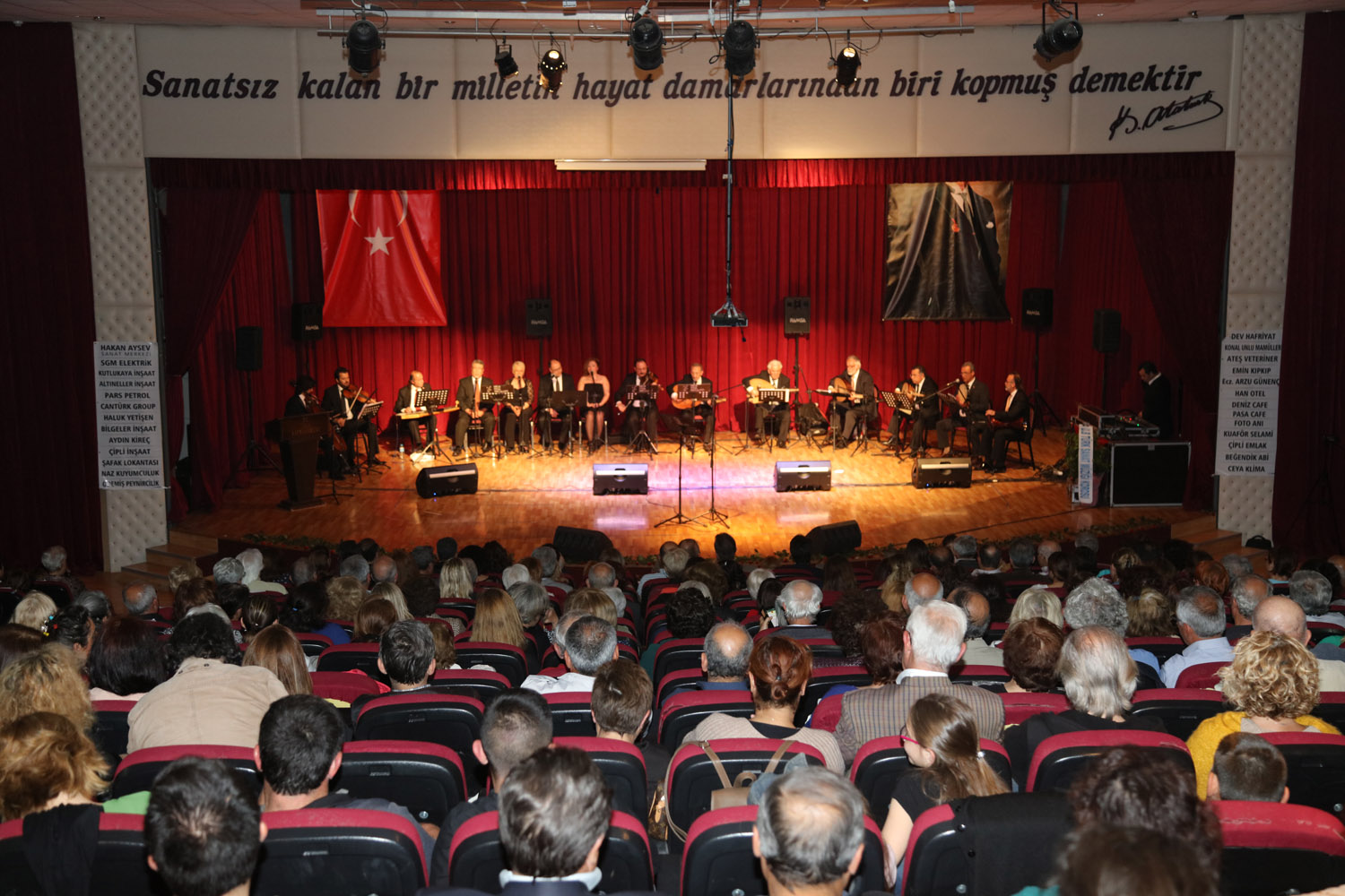 URLA FASIL TOPLULUĞU’NDAN MUHTEŞEM KONSER
