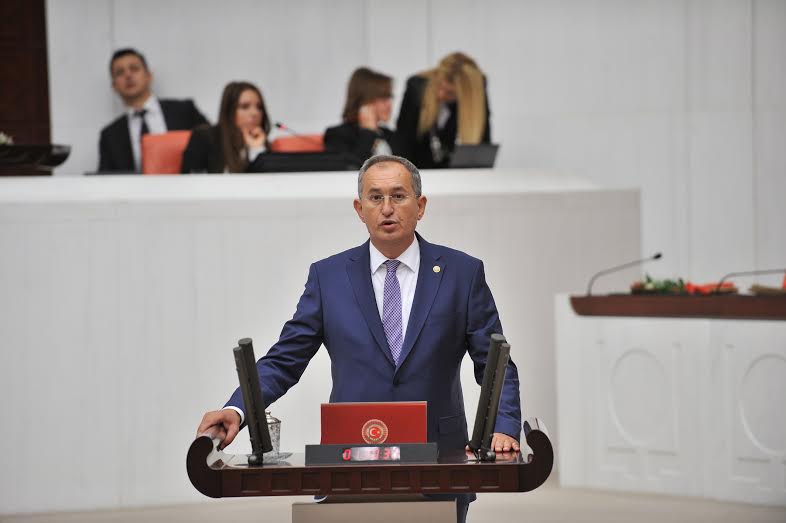 “Yeni Anayasa yalnızca CHP’nin değil Türkiye’nin sorunudur”
