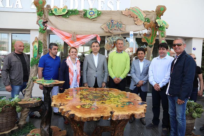 VALİ MUSTAFA TOPRAK FESTİVALİ ZİYARET ETTİ