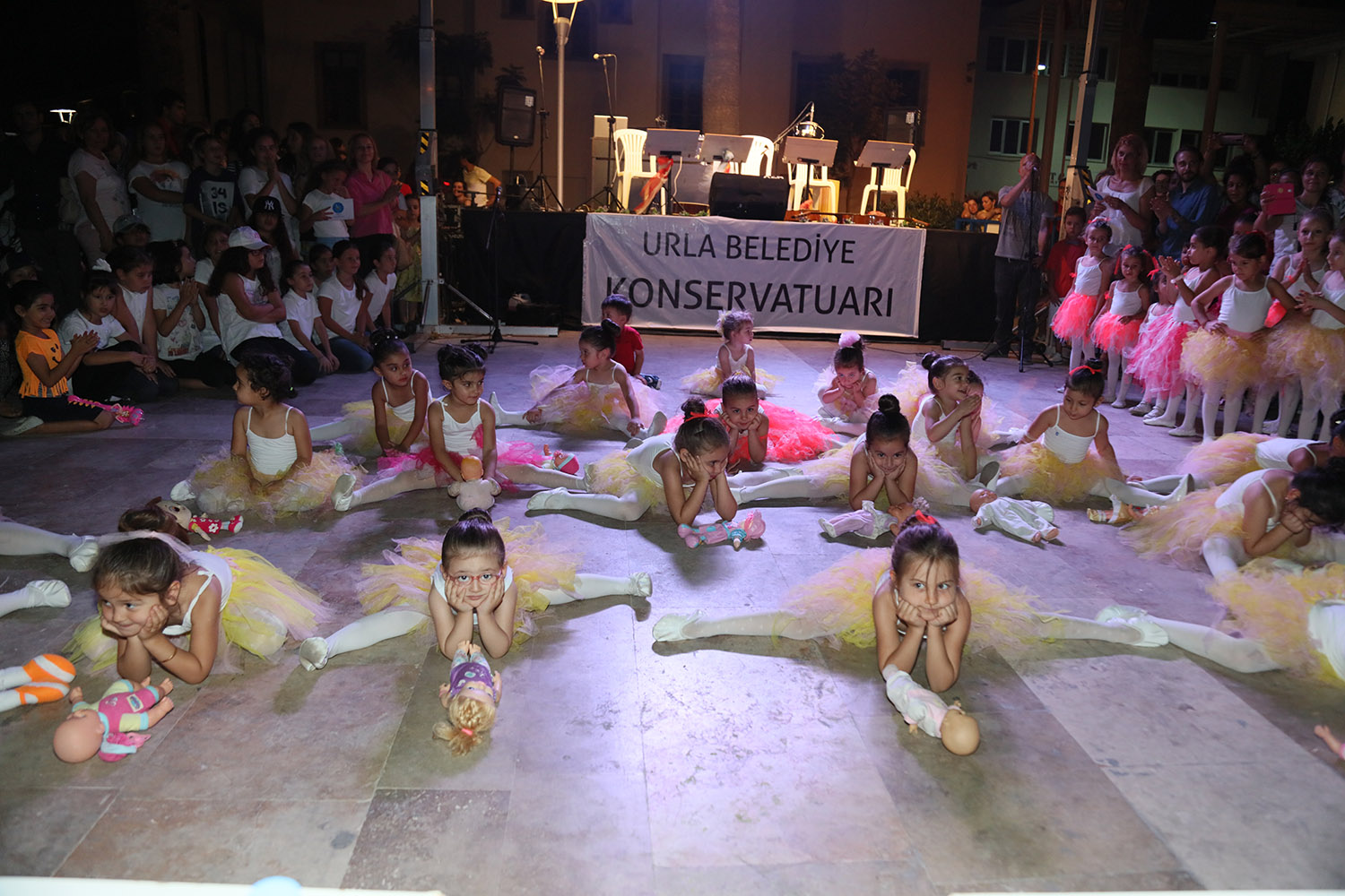 URLA BELEDİYE KONSERVATUARI YAZA MERHABA DEDİ