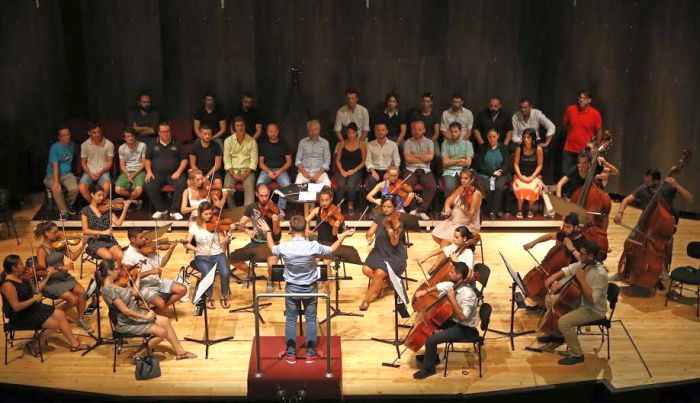 Geleceğin orkestra şefleri Karşıyaka’da yetişiyor