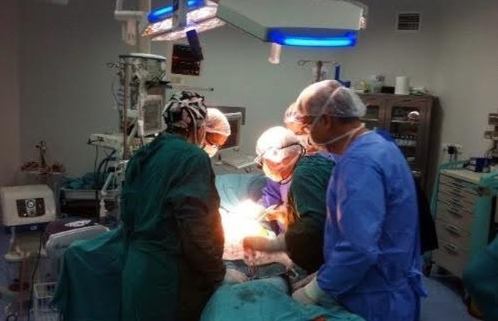 GECE  DOKTOR SABAH  REKTÖR