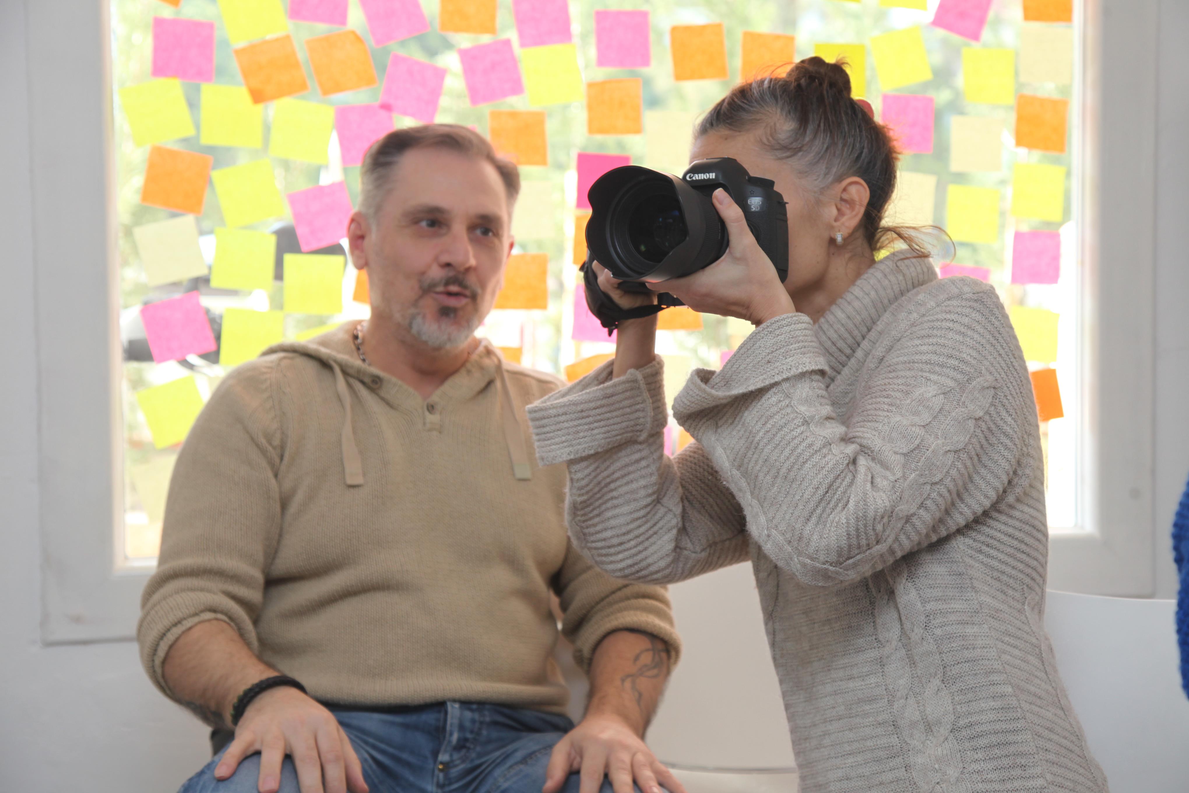 Genç fotoğrafçılar Karabağlar&#039;da yetişiyor