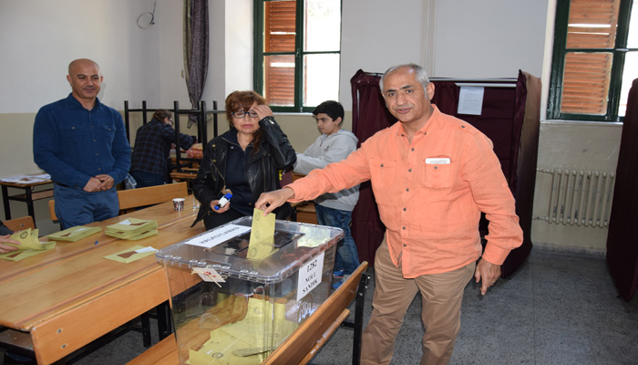 ‘Her oy umutlara, barışa ve kardeşliğe yol olsun’