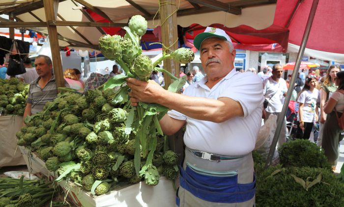 Üreticinin yüzü gülüyor