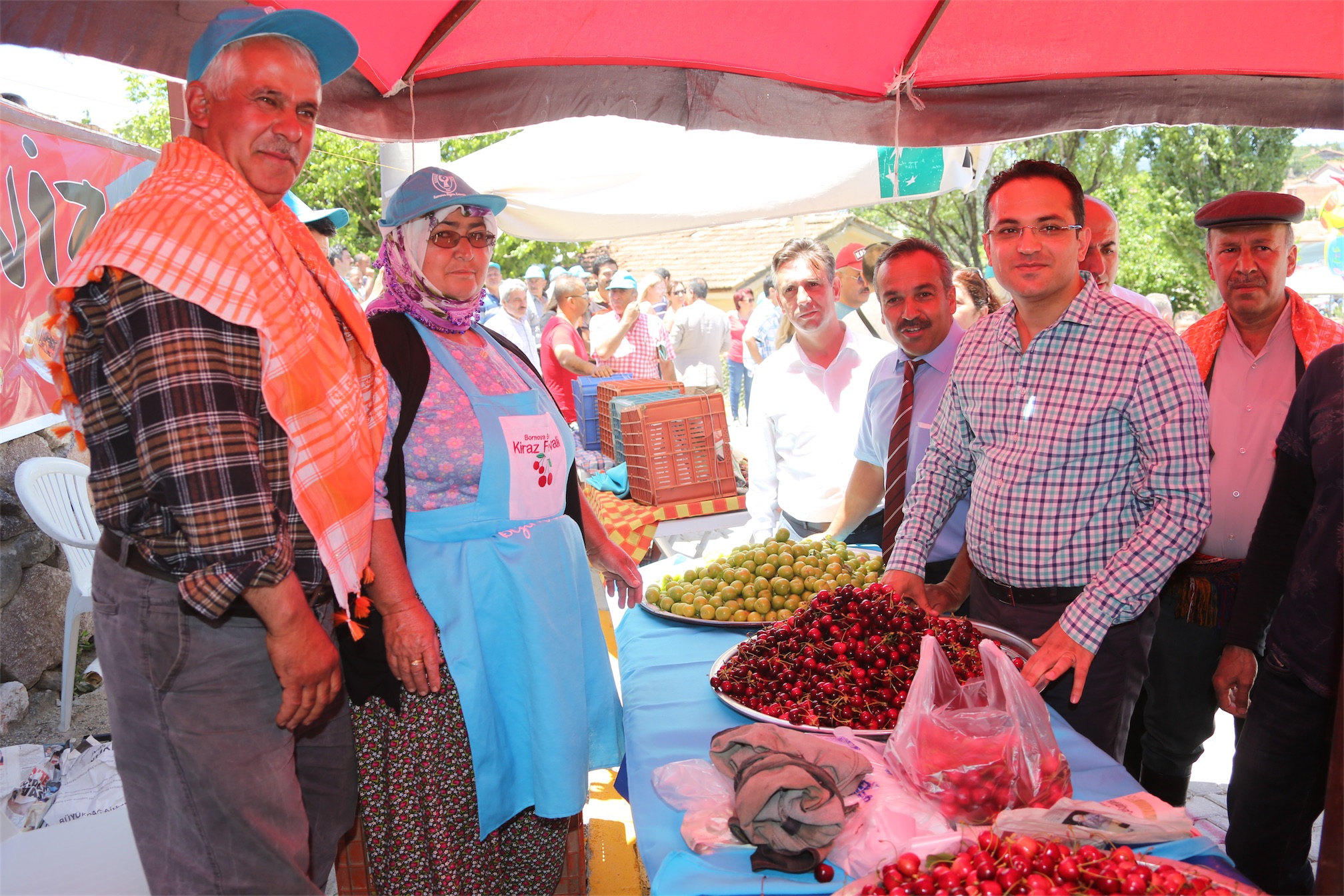 Bornova Belediyesi’nden 45 mahalleye yatırım