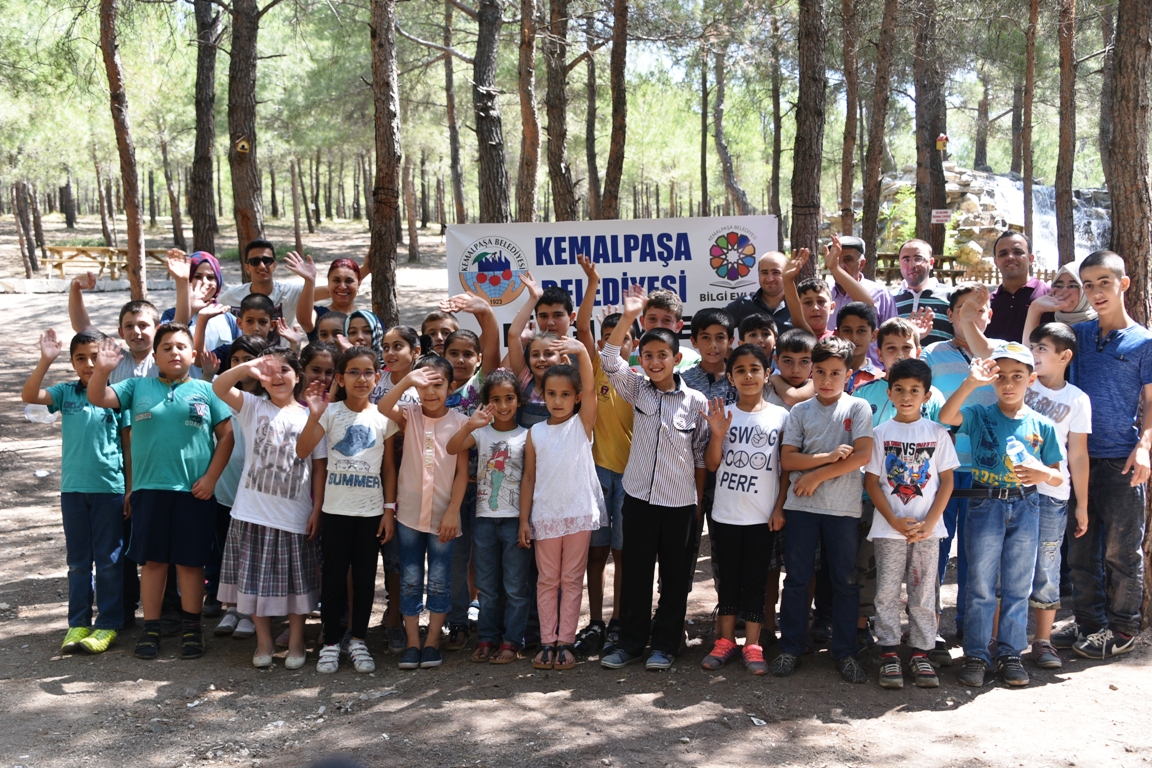 Öğrencilerden Başkan Ağabeylerine Teşekkür