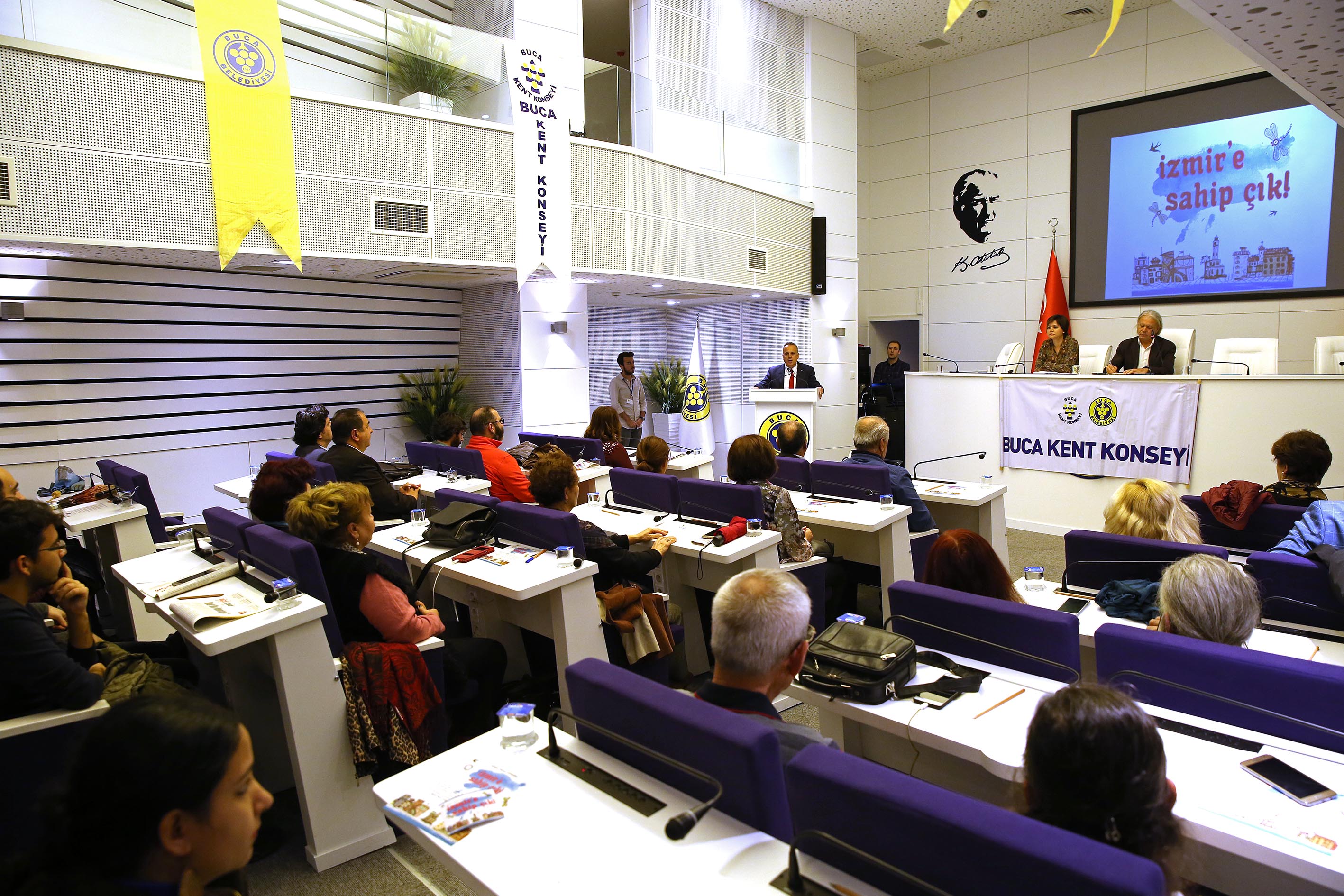 ‘İzmir’e Sahip Çık’