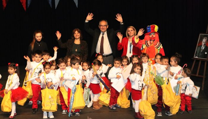 Gezici Çocuk Dünyası Eğitim Tırı