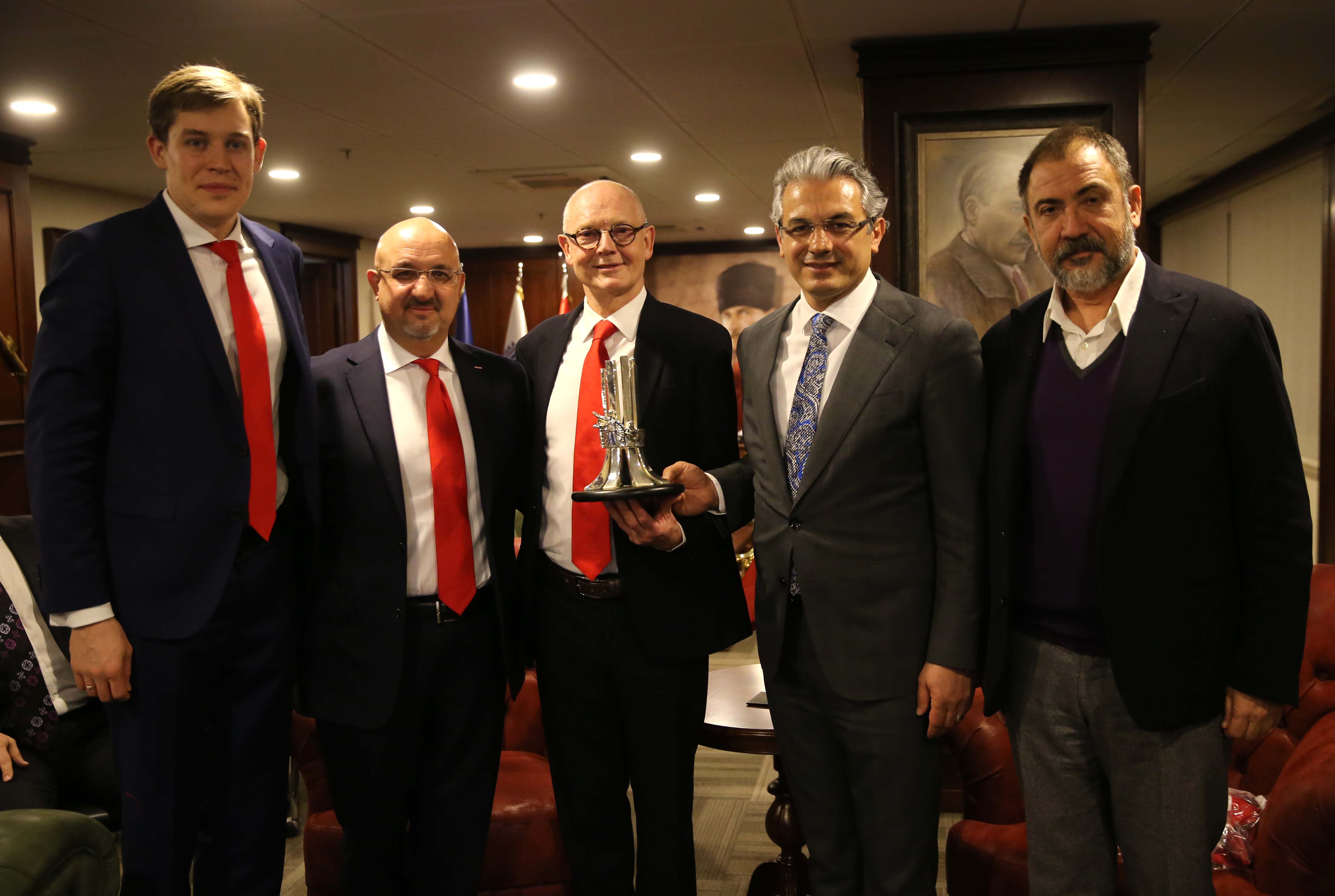 Karşıyaka Belediyesi Başbakan Telle’yi ağırladı