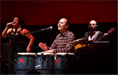 "İzmir'in hastasıyım"