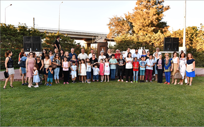 Kimi ayakkabısının, kimi oyuncağının pilini getirdi