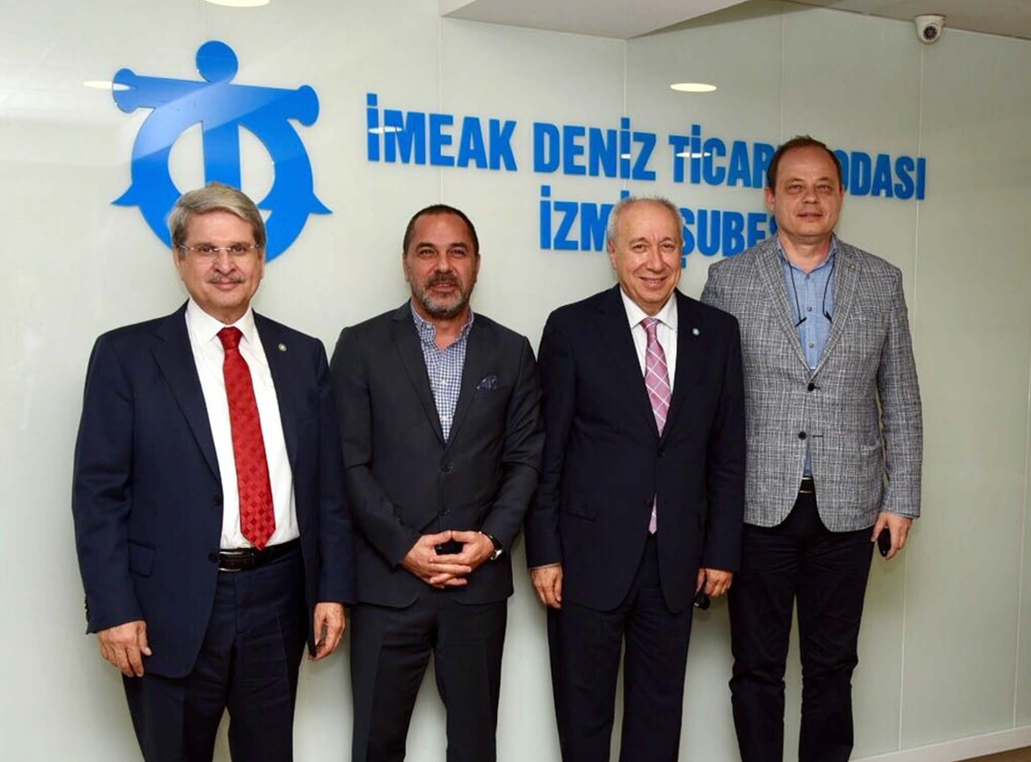 “Kimse İzmir Limanını Kapatamaz”
