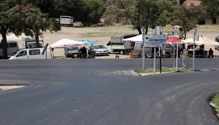 Bergama'nın yolları yapılıyor