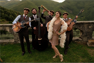 İzmir'de caz rüzgarı