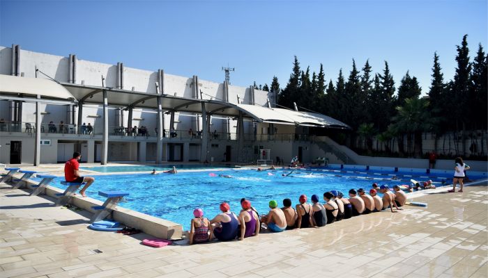 Yüzmenin adresi:Bornova Belediyesi