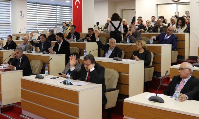 Bayraklı bunu konuşuyor