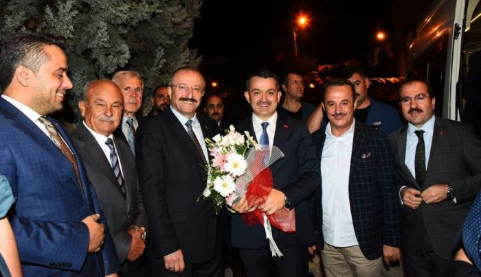 “Başkanlık Sistemi Tartışmaya Açılacak”