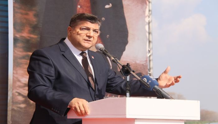 “9 Eylül kurtuluşun beşiği, kutlu olsun”