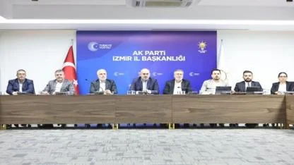 AK Parti İzmir’de, yerel yönetimler zirvesi!