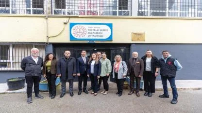 Başkan Mutlu’dan öğrencilere sürpriz ziyaret