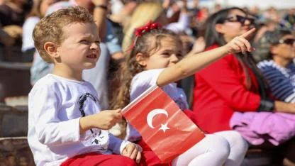 Buca’da 29 Ekim coşkusu başladı