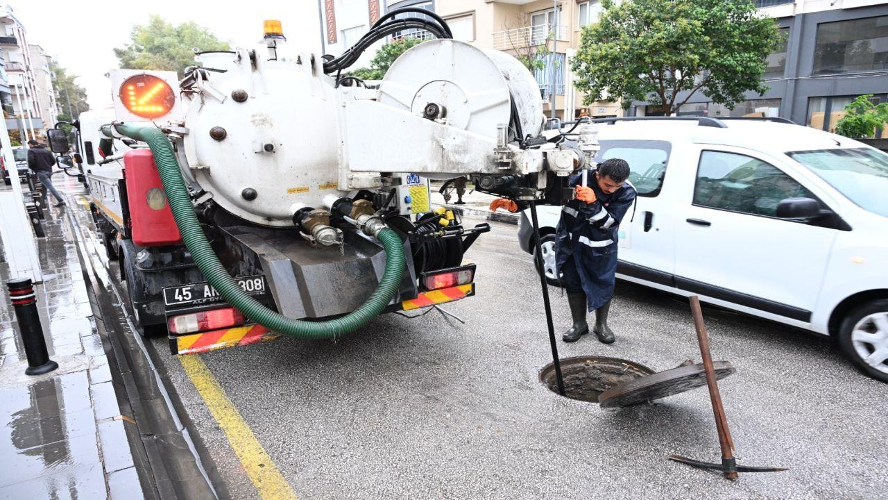 &quot;Büyükşehir ve MASKİ Ekipleri Yağmur için Sahada&quot;