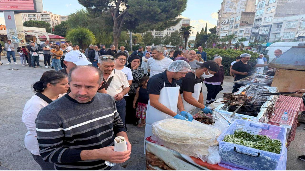 Cağ kebabı ateşi İzmir’i sardı