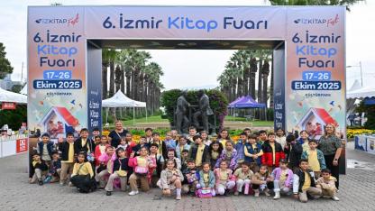 İZKİTAP’a her yaştan ziyaretçi