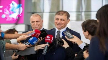 “İzmir’in sorunlarını çözen belediye başkanı olarak hatırlanmayı diliyorum”