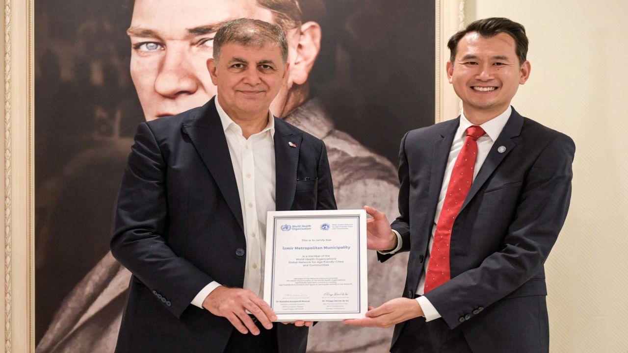 İzmir’in Yaşlı Dostu Şehir unvanı tescillendi