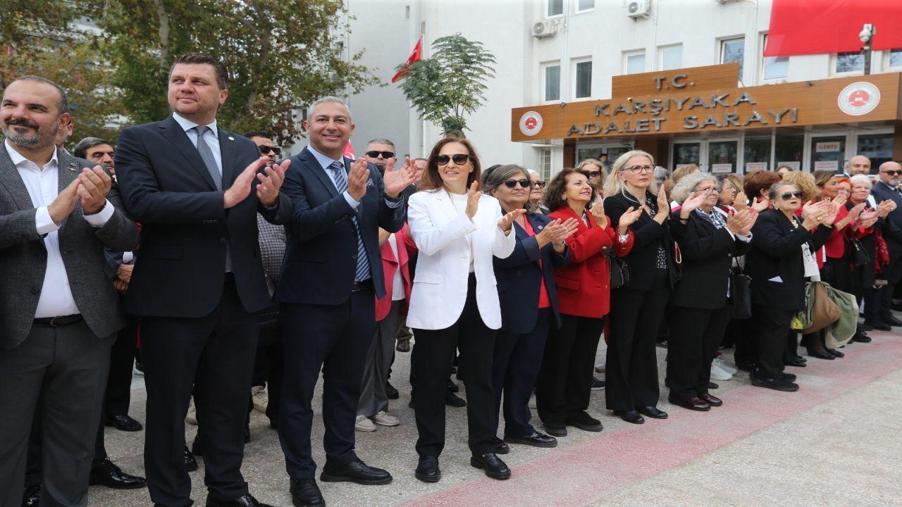 Karşıyaka’da 7’den 77’ye Cumhuriyet coşkusu!