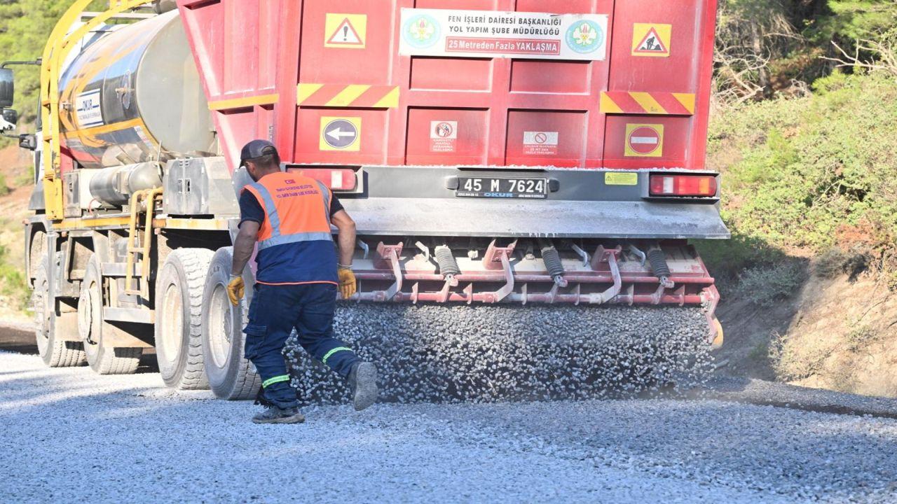 Kırkağaç’ın Yolları Güzelleşiyor