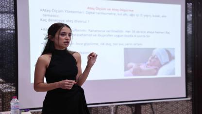 ‘Mutlu Çocuklar’ın anneleri seminere katıldı