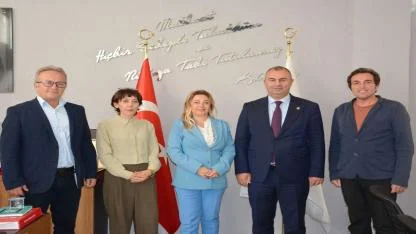 "Siyaset ve Basın İzmir’de Bir Arada"