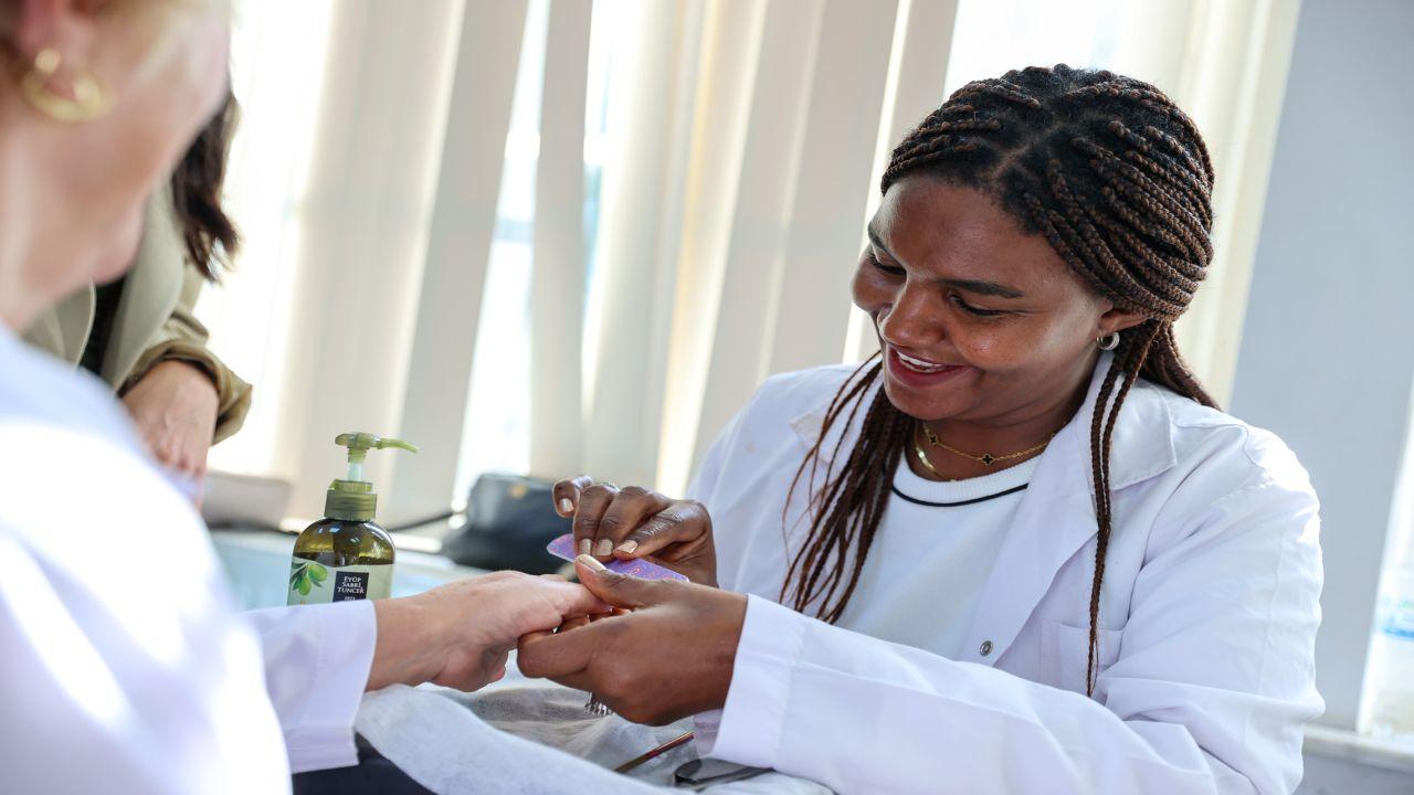 Buca’da kadın istihdamına destek kursları