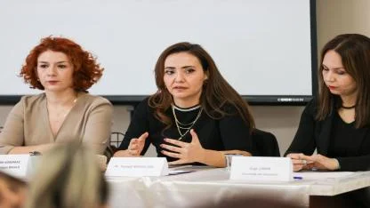 Buca’da Türk dizilerinde romantize edilen şiddet tartışıldı