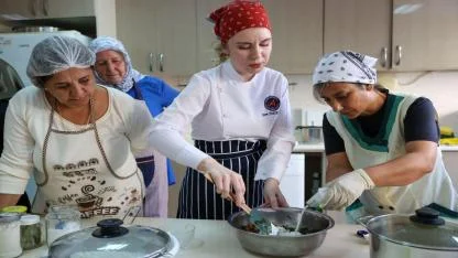 Bucalı Kadınlar Evka-1 Semt Evi’nde Dünya Mutfağıyla Buluşuyor