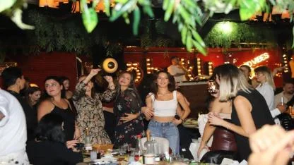 Enerji Geceye Damga Vurdu