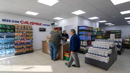 İZMAR’ın 15’inci mağazası Gültepe’de açıldı