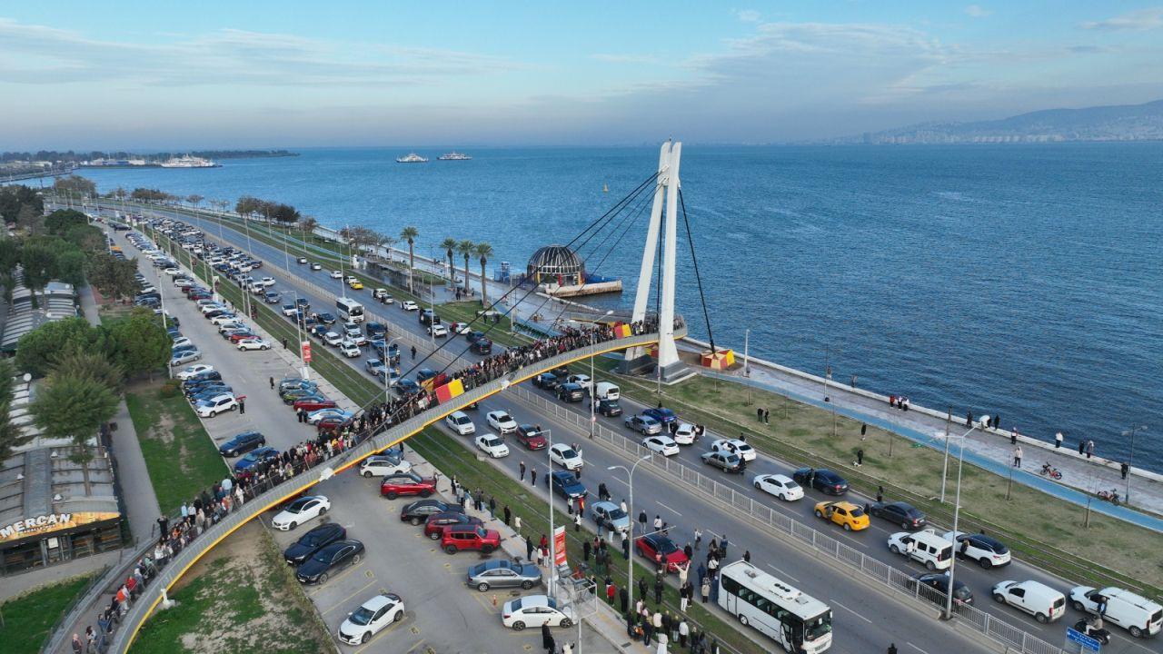 İzmir Ata’sını unutmadı