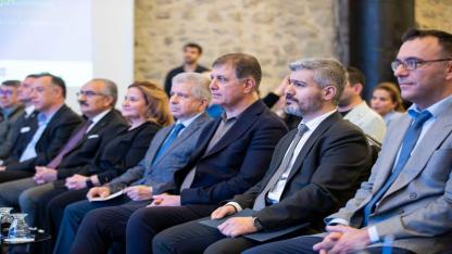 İzmir değişimin seyircisi değil aktörü olacak