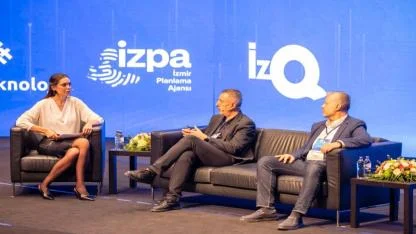 İzmir MEETS 2025’te şehircilik, enerji ve sporun geleceği masaya yatırıldı