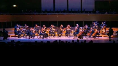 İzmir’de Ata’ya özlem notalarla yankılandı