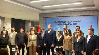 “İzmir’in geleceği AKP’nin siyasi keyfine bırakılamaz”