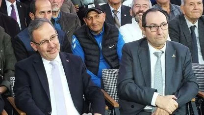 Kasapoğlu  İzmir Amatör Spor Camiası ile Buluştu