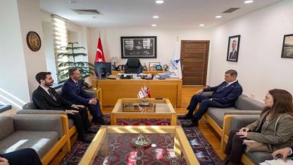 Kıbrıs’ın bütün şehirleri ve belediyelerine elimizde ne varsa sunmaya hazırız