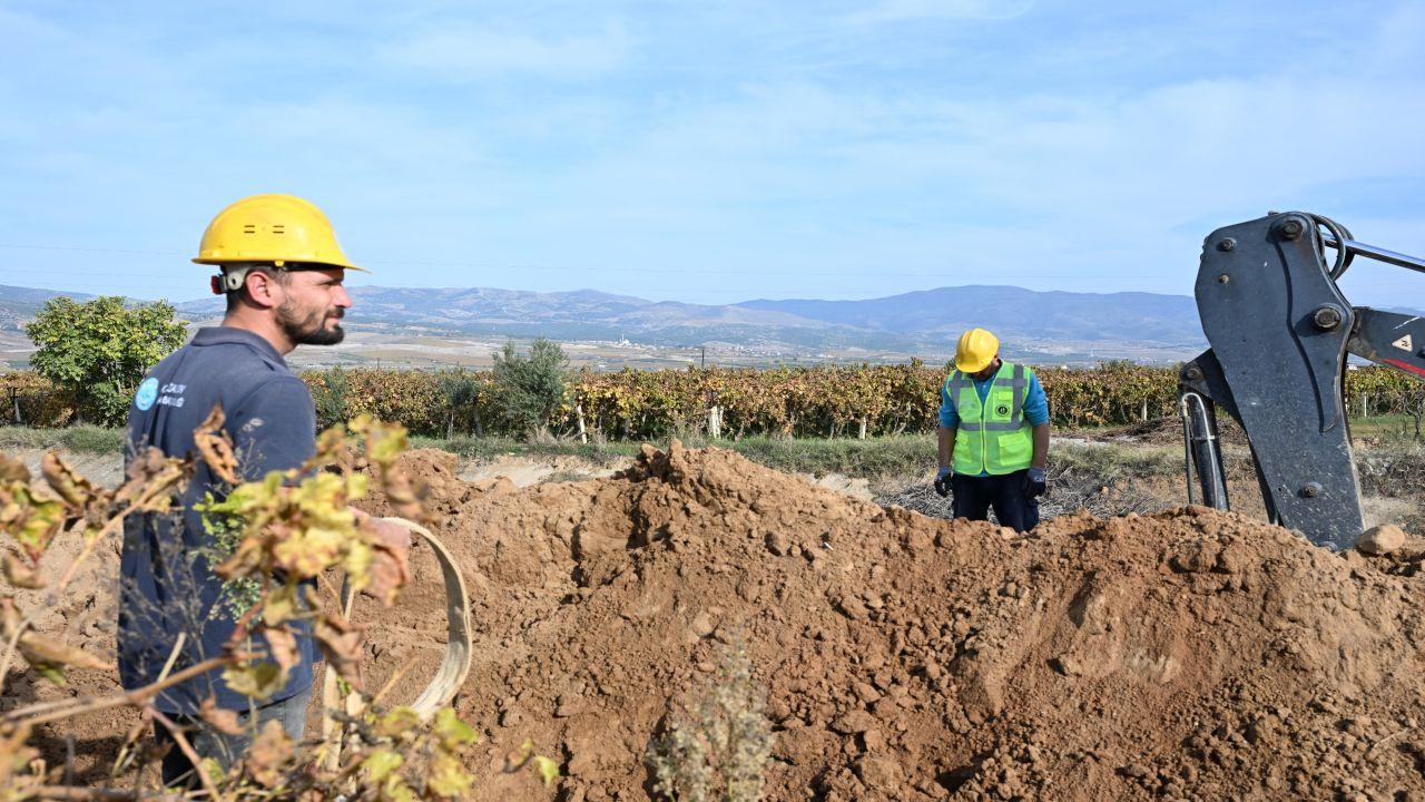 “Piyadeler Mahallesi’nde 30 Yıllık Kanalizasyon Sorunu Çözülüyor”