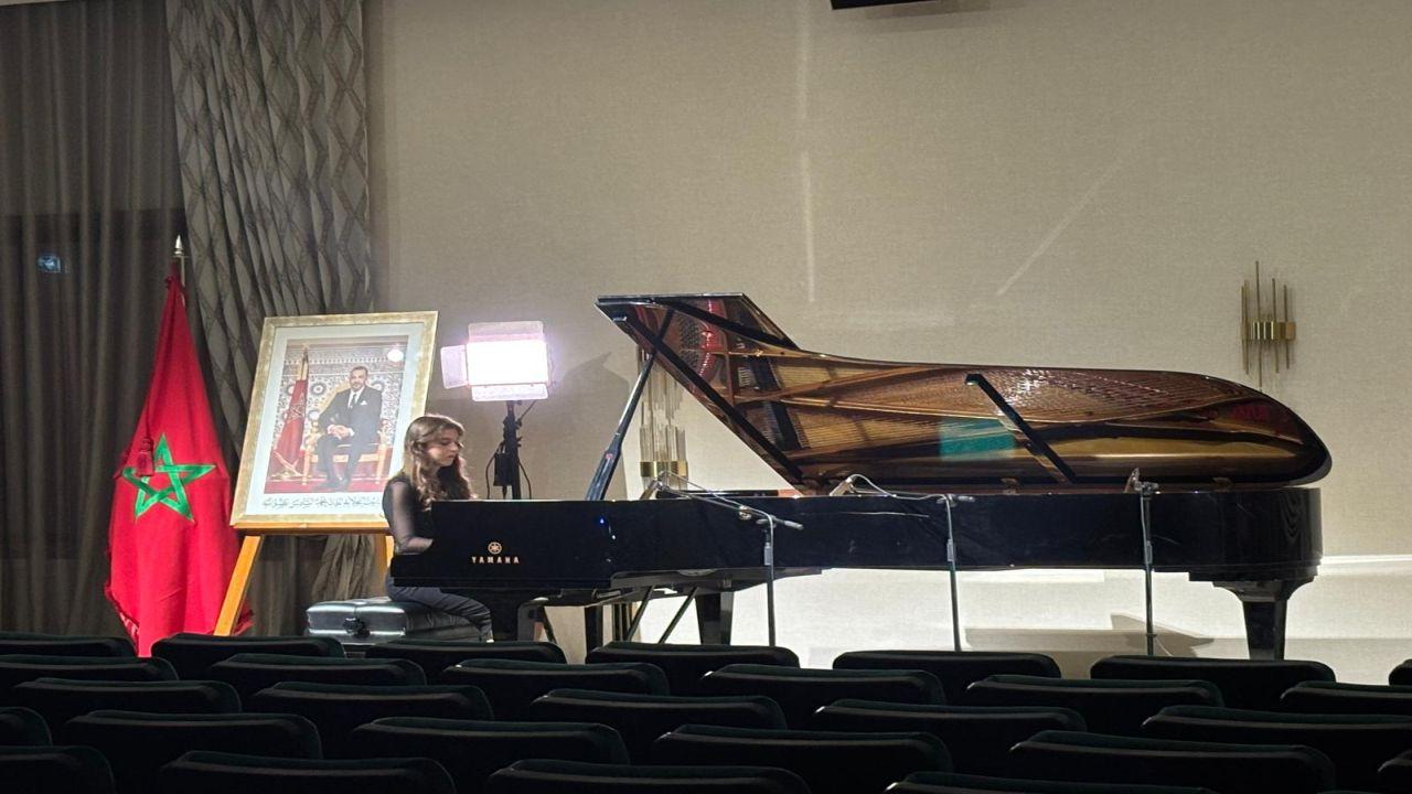 Piyanonun genç incisi Ayşe Nil, uluslararası başarısıyla Narlıdere’yi gururlandırdı